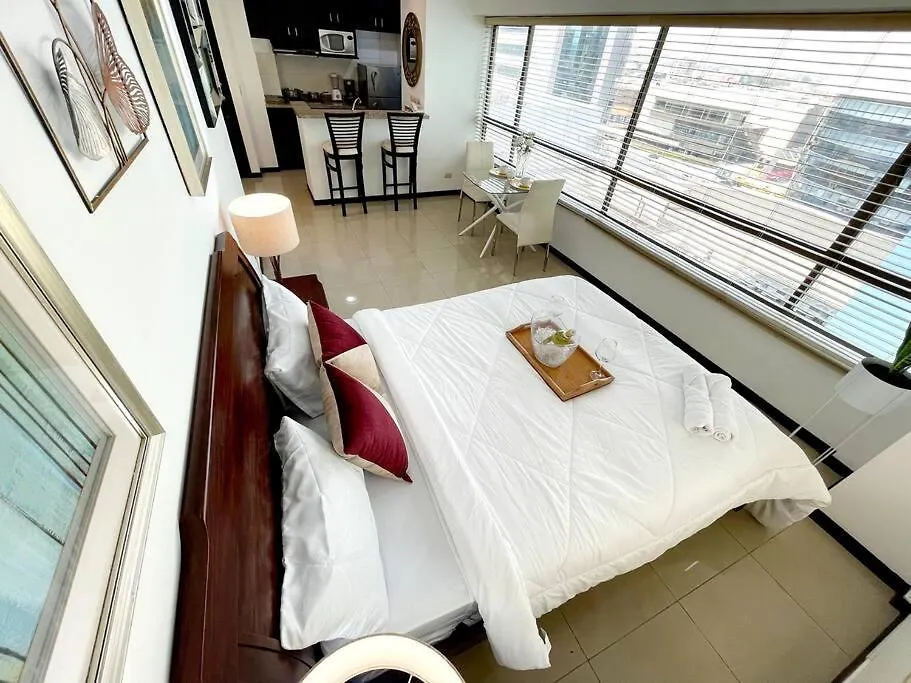 Ecuabook Suite Familiar 810 Frente Mall Del Sol 瓜亚基尔